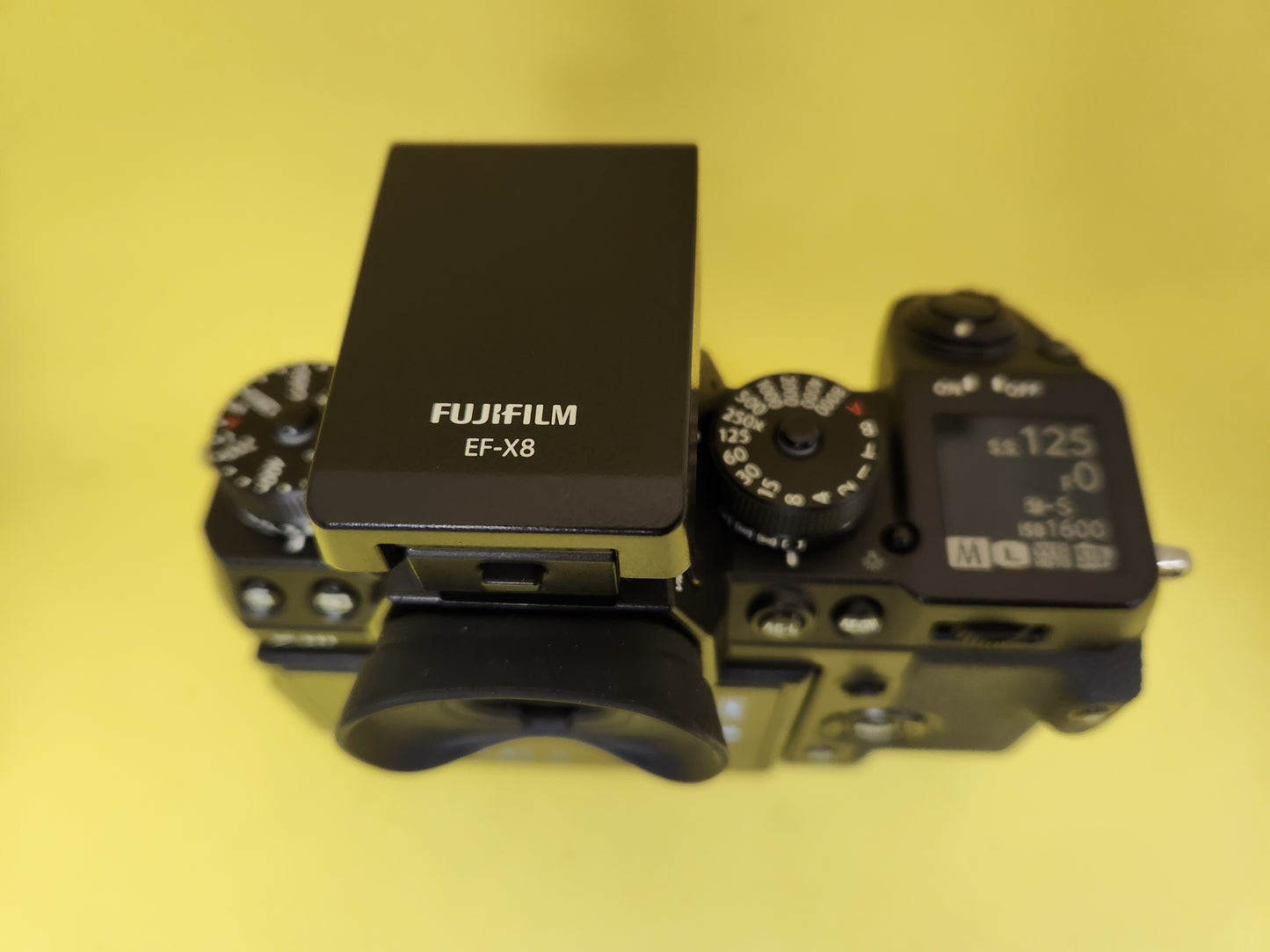 Fujifilm X-H1 body with flash light Fujifilm EF-X8 used