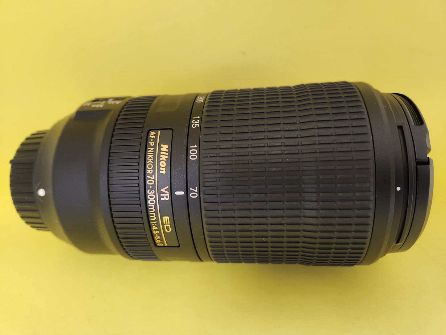 Nikon VR ED AF-P Nikkor 70-300mm 1:4.5-5.6 E used