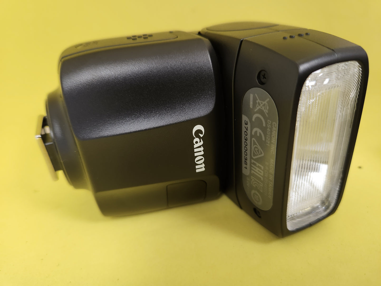 Speedlight EL-100 Canon flash used like new