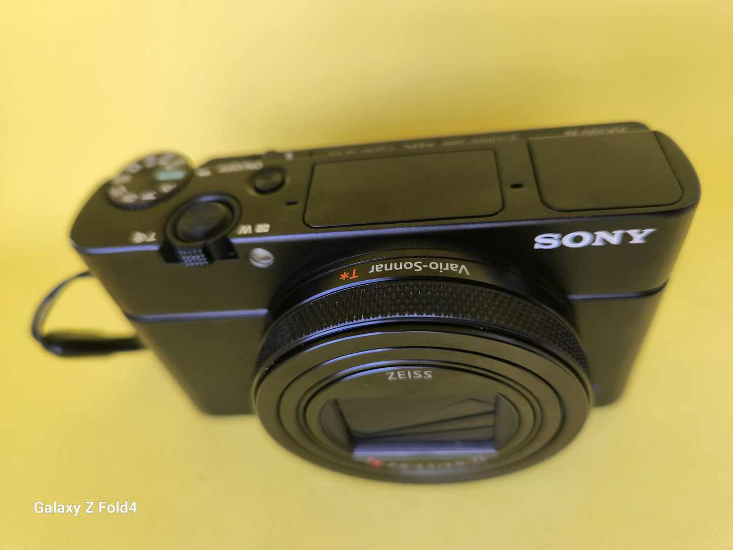 Sony Cyber-Shot RX100 VII Digital Camera (USED)