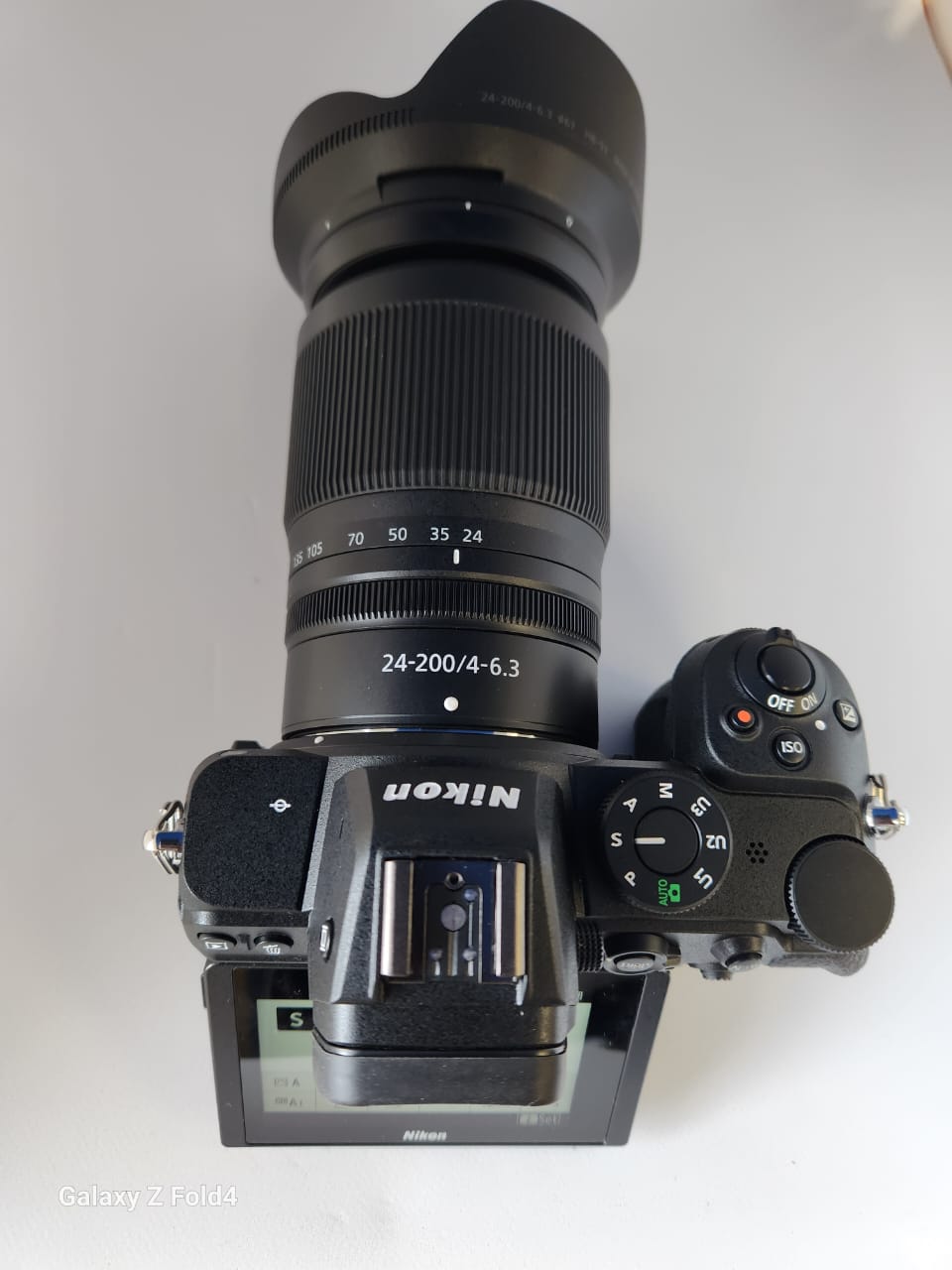 Nikon z5 with 24-200 Nikon Z  lens  (UESD)