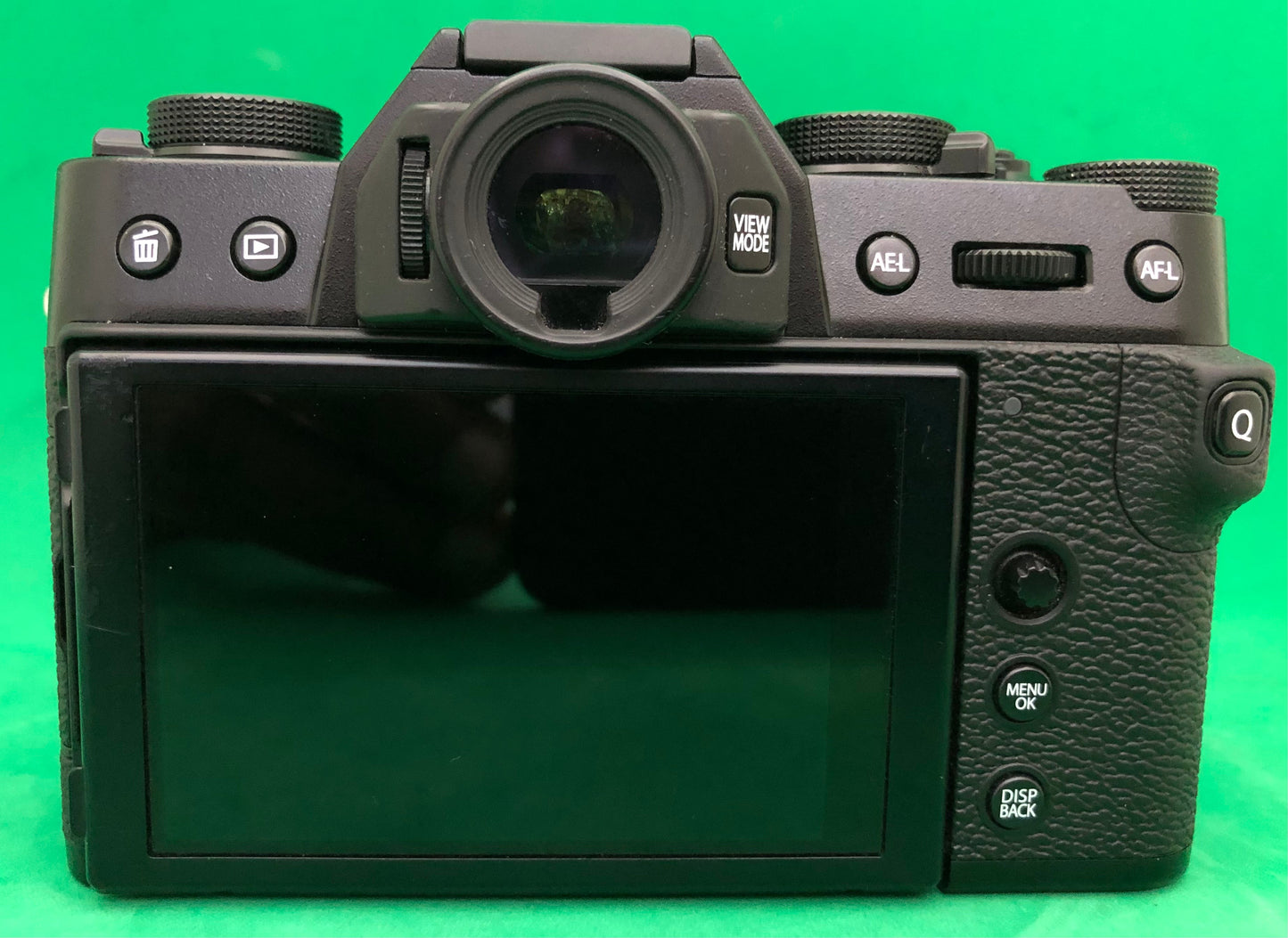 Fujifilm X-T30 Mirrorless + Lens Fujifilm XF 27mm f/2.8 (used)