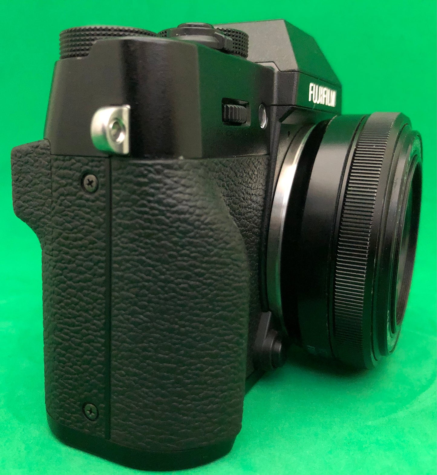 Fujifilm X-T30 Mirrorless + Lens Fujifilm XF 27mm f/2.8 (used)