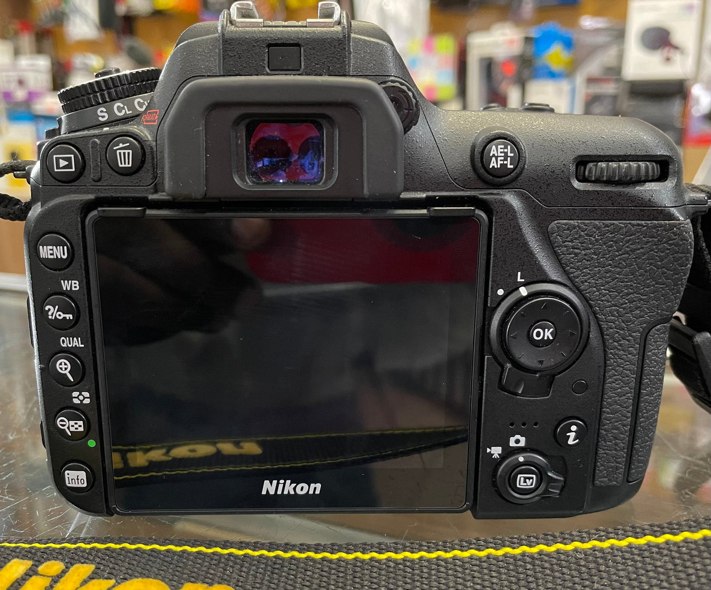 Nikon D7500 DSLR Camera Body (pre-owned)